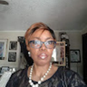 Meet your Posher, Ava